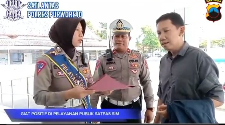 Giat Positif Satpas Polres Purworejo: Pelayanan Terbuka, Berkas Diserahkan Langsung di Hadapan Pengawasan